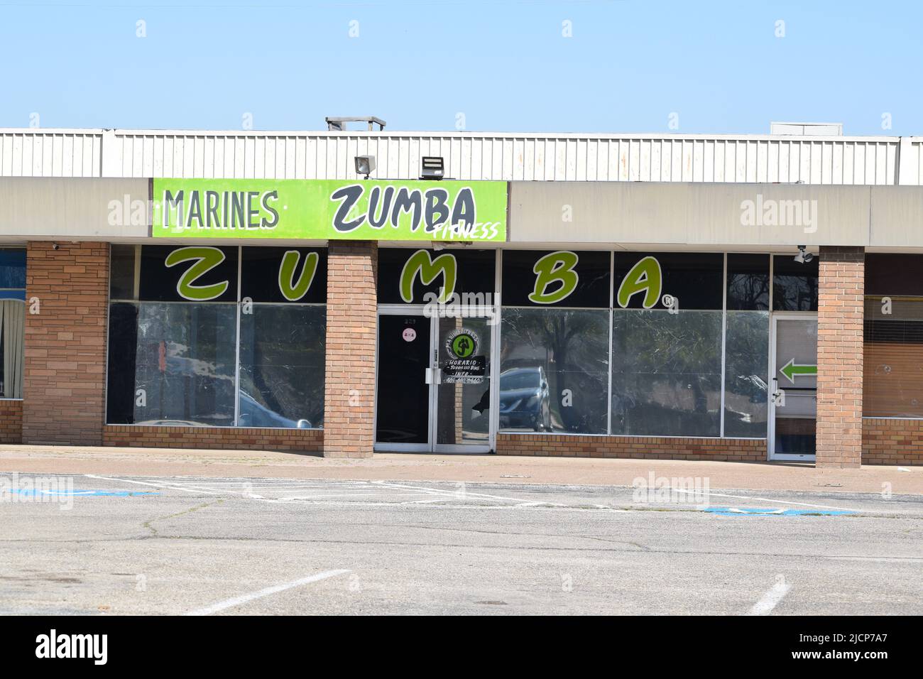 Exterior of a independently franchised Zumba storefront in Farmers Branch Texas Stock Photo