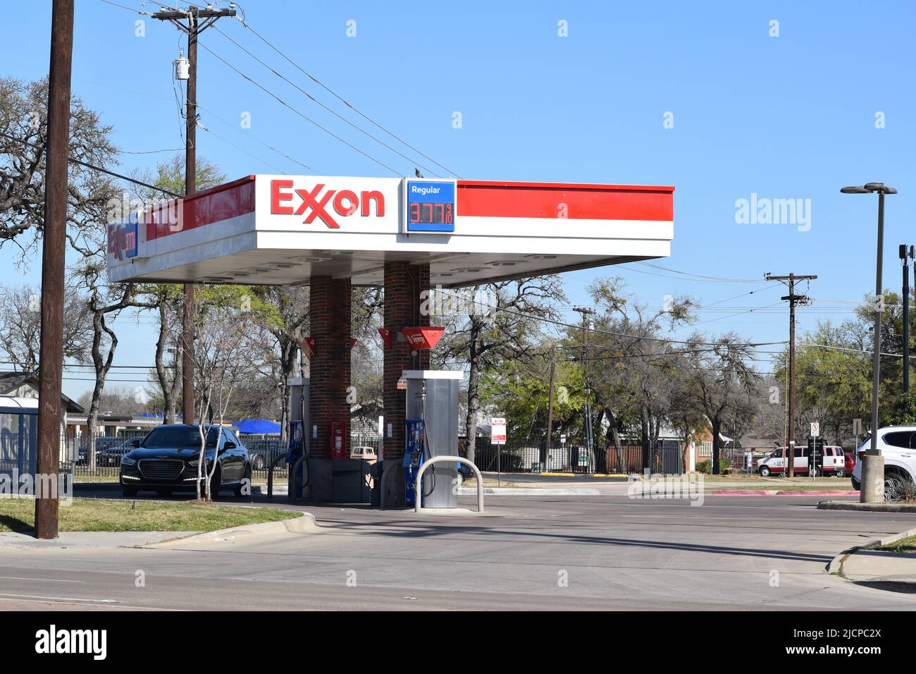 ミュージック people1 gas station 完全生産限定の映像作品『PEOPLE IN THE GAS STATION』6/5に