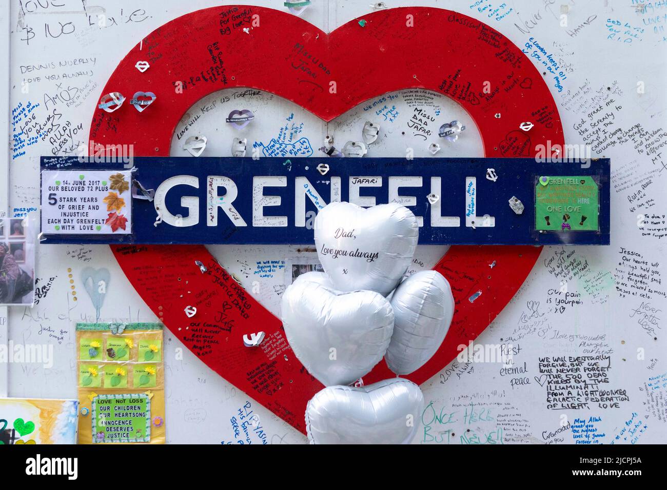 A memorial service is held at Grenfell Tower to commemorate the 5th Anniversary of the Grenfell Fire.  Image shot on 14th June 2022.  © Belinda Jiao Stock Photo