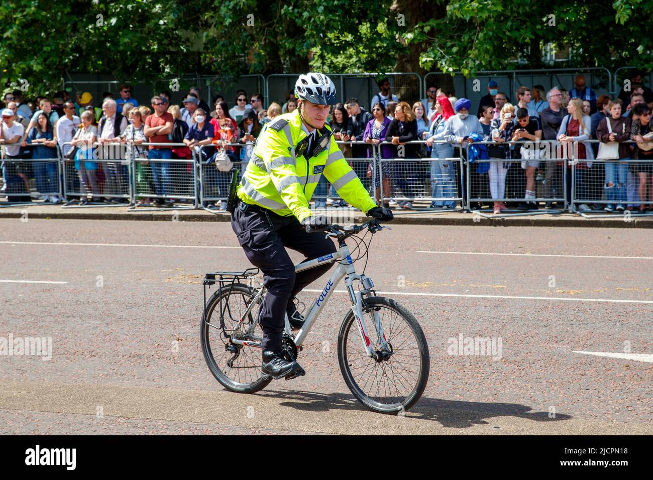 Police officer on bicycle in London, England, United Kingdom on Wednesday, May 18, 2022.Photo: David Rowland / One-Image.com Stock Photo