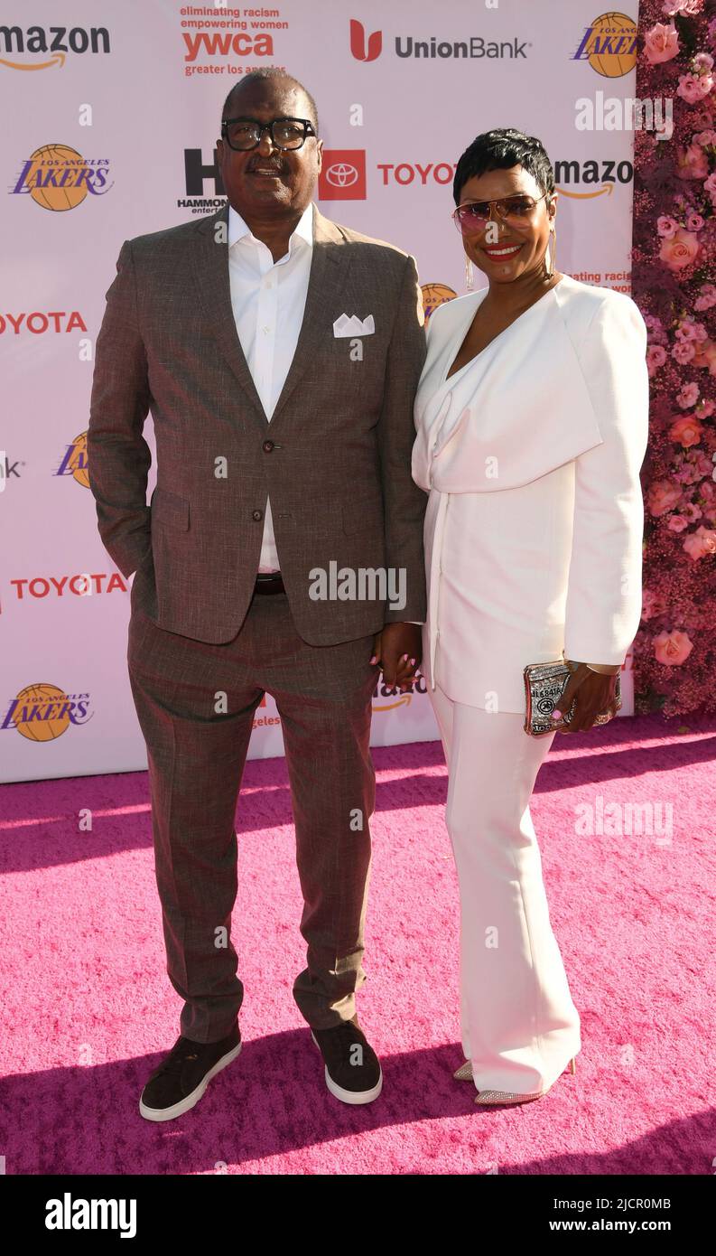 Inglewood, Ca. 14th June, 2022. Joe Torry attends the YWCA GLA 2022  Phenomenal Women Awards Celebration at the Sofi Stadium on June 14, 2022 in  Inglewood, California. Credit: Koi Sojer/Snap'n U Photos/Media