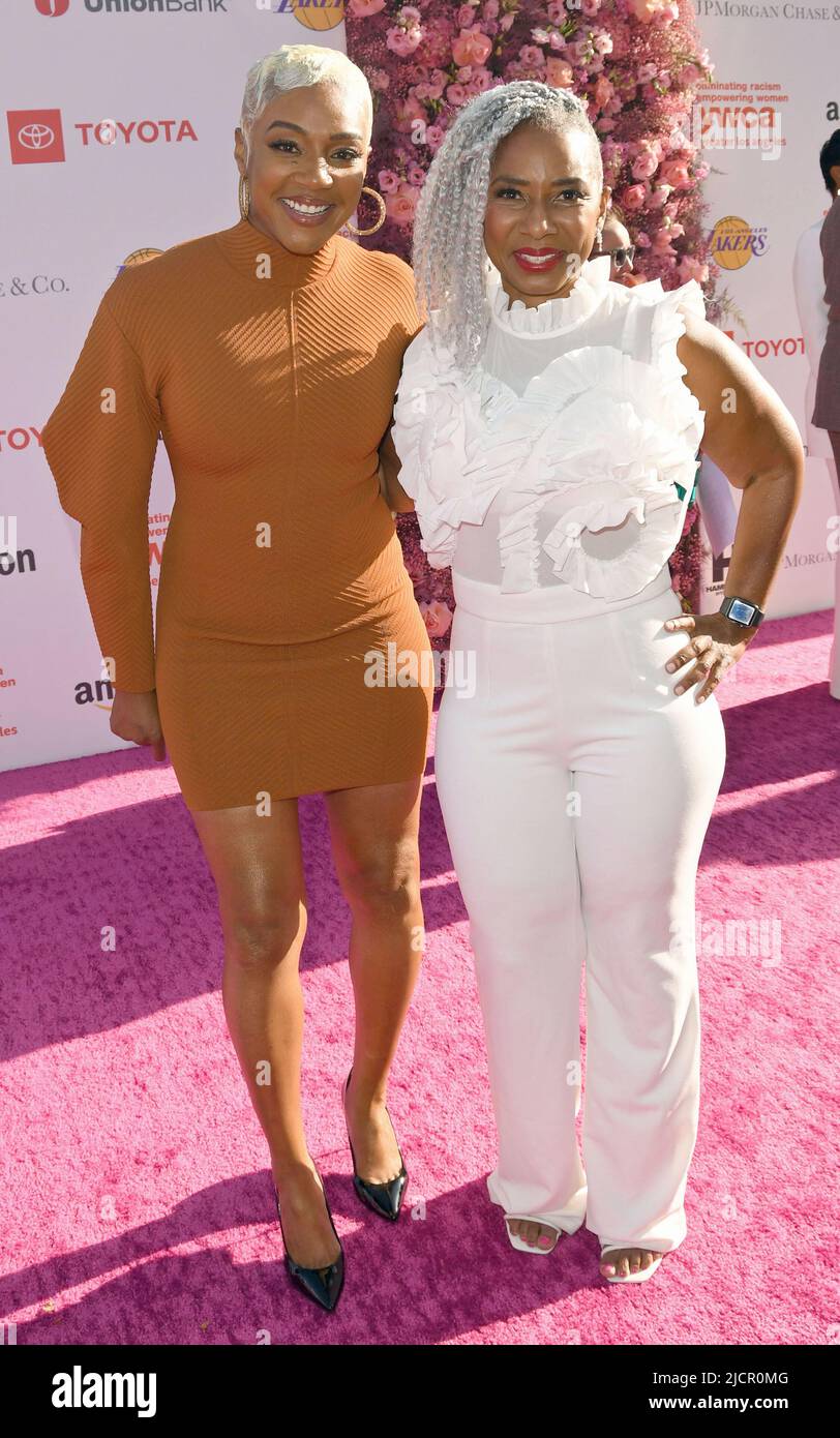 Inglewood, Ca. 14th June, 2022. Danielle Larracuente attends the YWCA GLA  2022 Phenomenal Women Awards Celebration at the Sofi Stadium on June 14,  2022 in Inglewood, California. Credit: Koi Sojer/Snap'n U Photos/Media