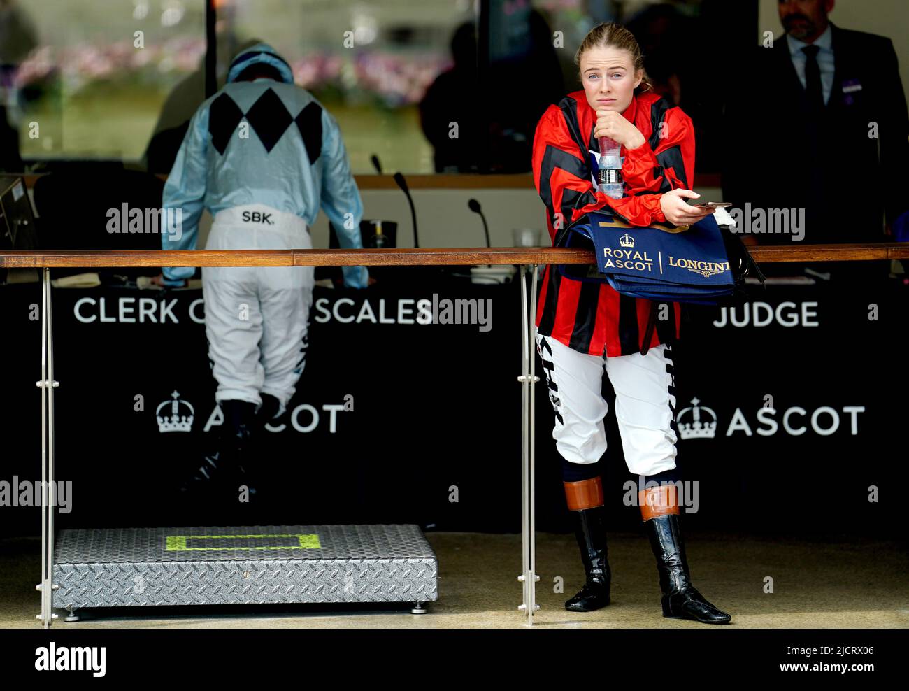 Jockey Saffie Osborne, (right) wearing the colours of Lunar Space which goes in The Royal Hunt Cup during day two of Royal Ascot at Ascot Racecourse. Picture date: Wednesday June 15, 2022. Stock Photo