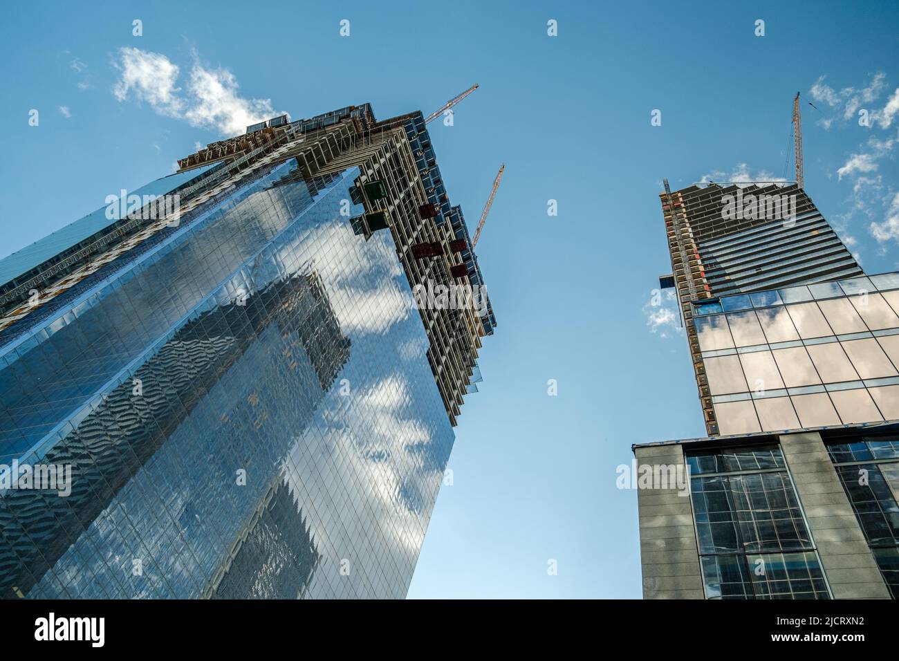 Day sky high rise tall power hi-res stock photography and images - Alamy