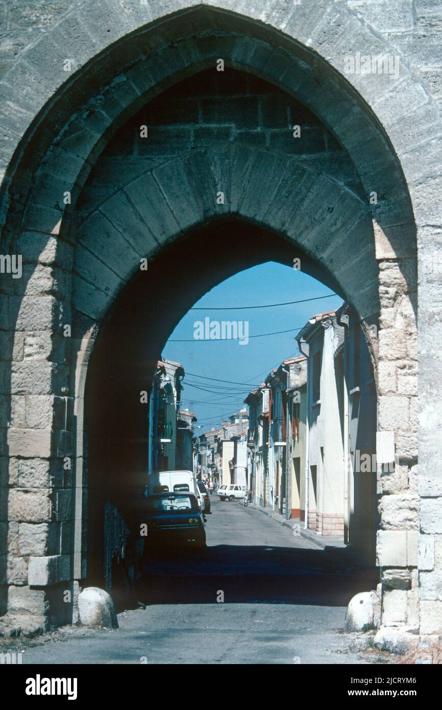 Gate in the town walls in 1980, Aigues Mortes, Gard, France Stock Photo