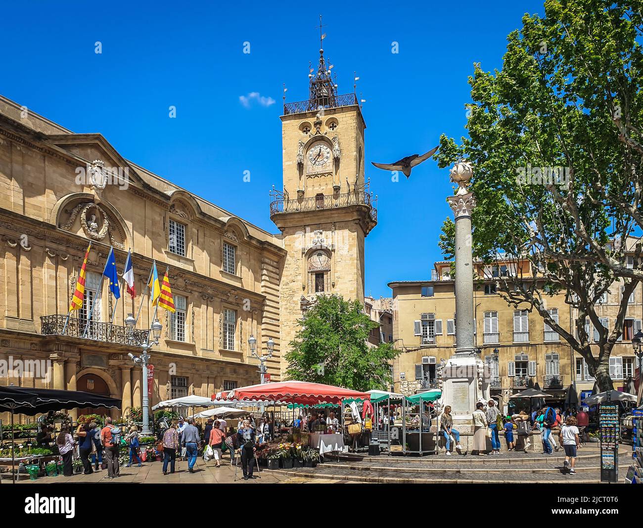 Aix-en-Provence, France, May 2022, view of l'Hotel de Ville square on a market day Stock Photo