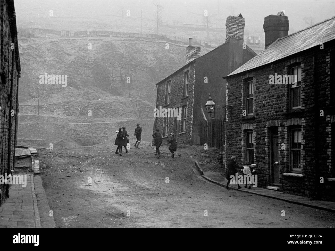Rhondda housing Black and White Stock Photos & Images Alamy
