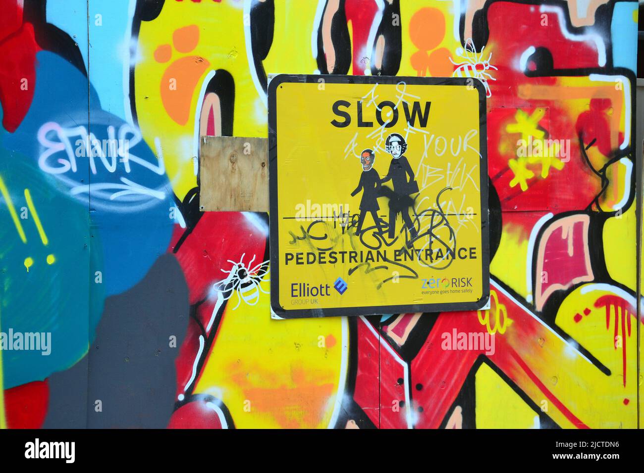 Graffiti wall art manchester england hi-res stock photography and images -  Alamy