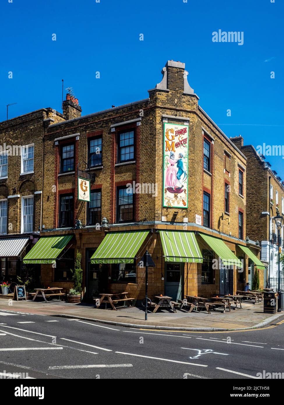 Clerkenwell London - The George & Monkey Pub 68 Amwell Street Clerkenwell London. Stock Photo