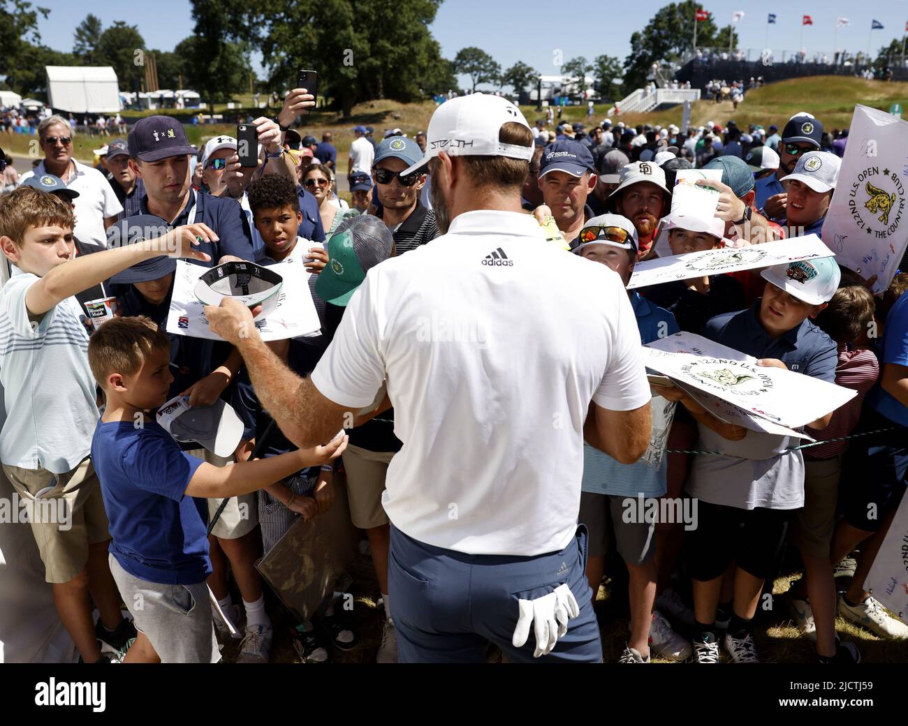 Us open 2022 golf hires stock photography and images Alamy