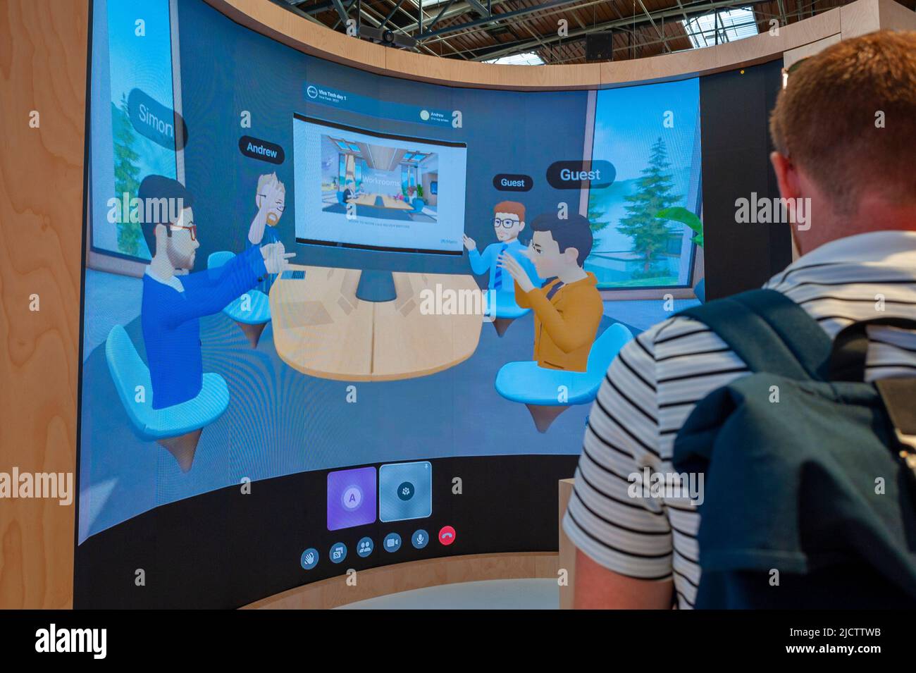 Horizon Workrooms: Facebook's Metaverse Starts With Virtual Reality  Meetings