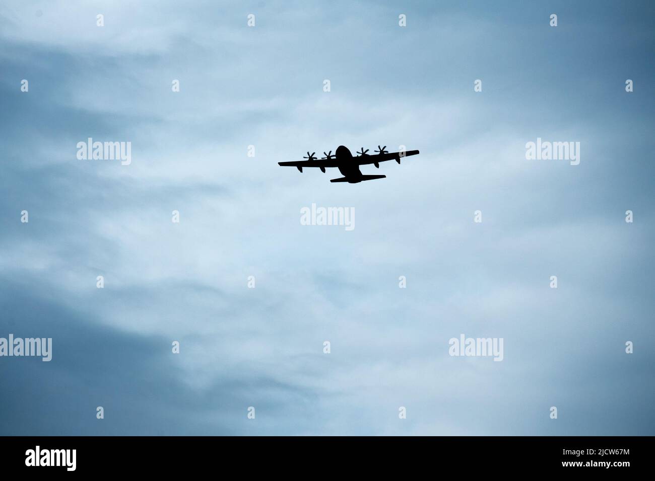 A U.S. Air Force MC-130J Commando assigned to the 1st Special ...