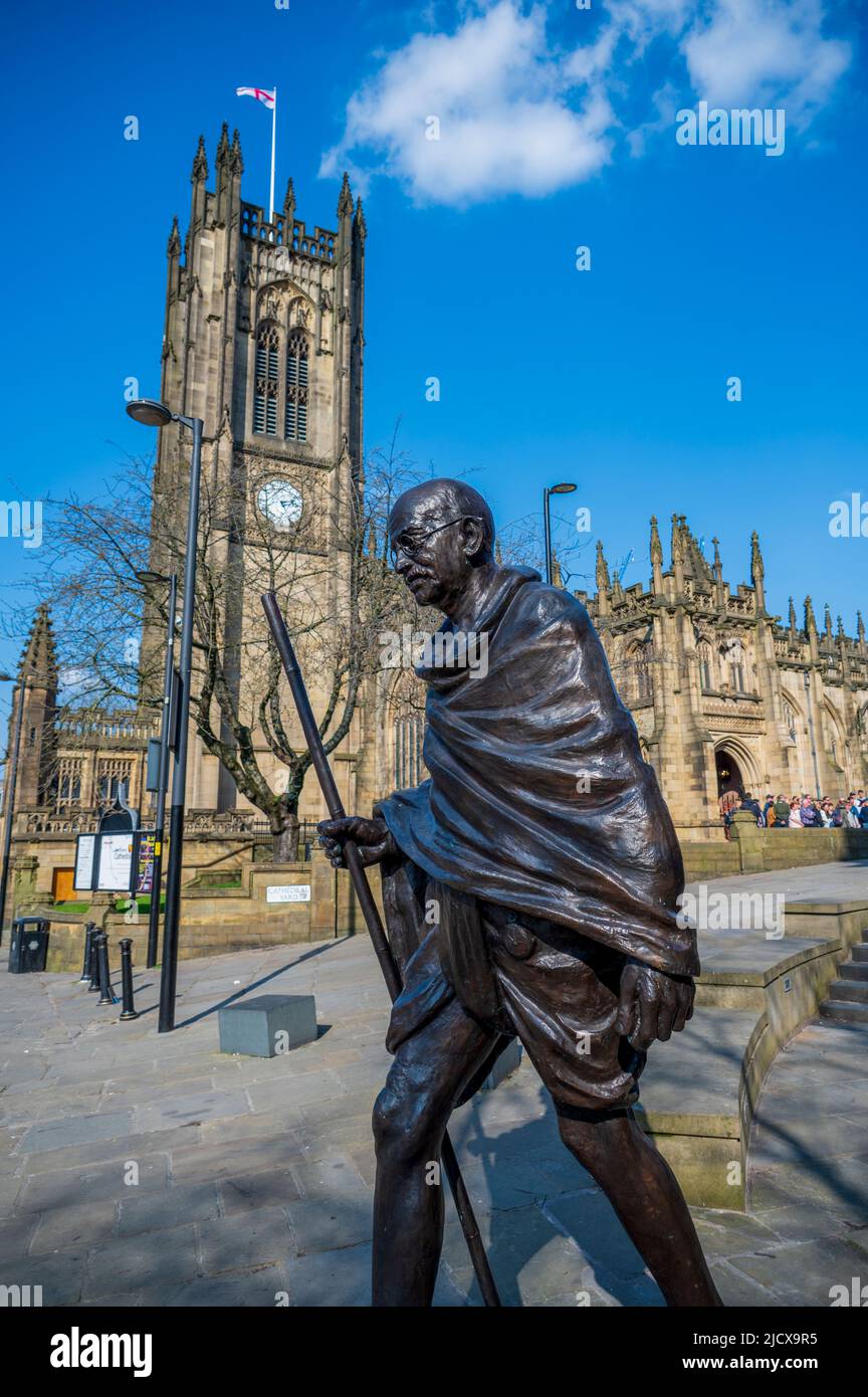Mahatma Gandhi Statue and Manchester Cathedral, Manchester, England, United Kingdom, Europe Stock Photo