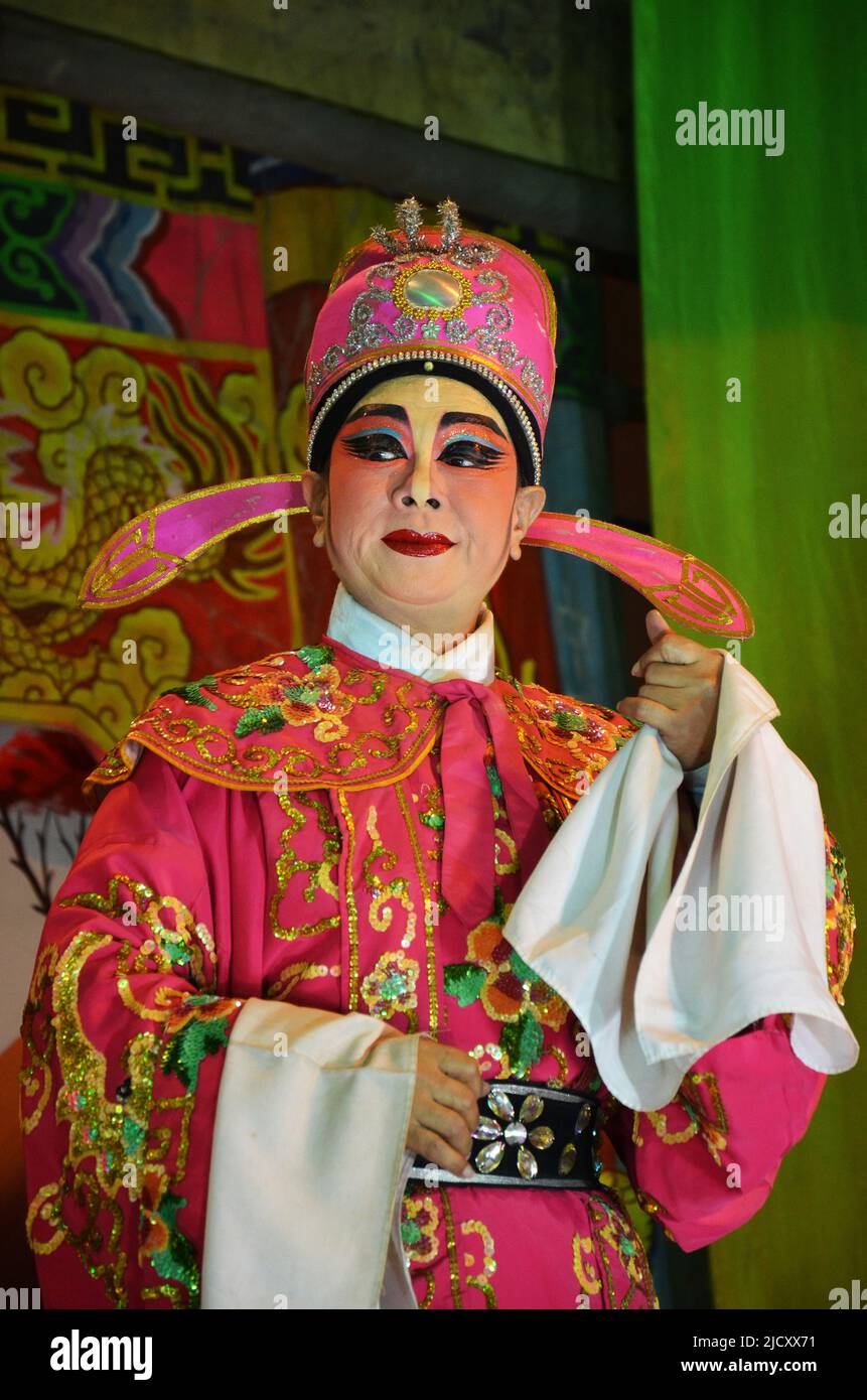 Thai people of chinese descent acting playing present traditional ...