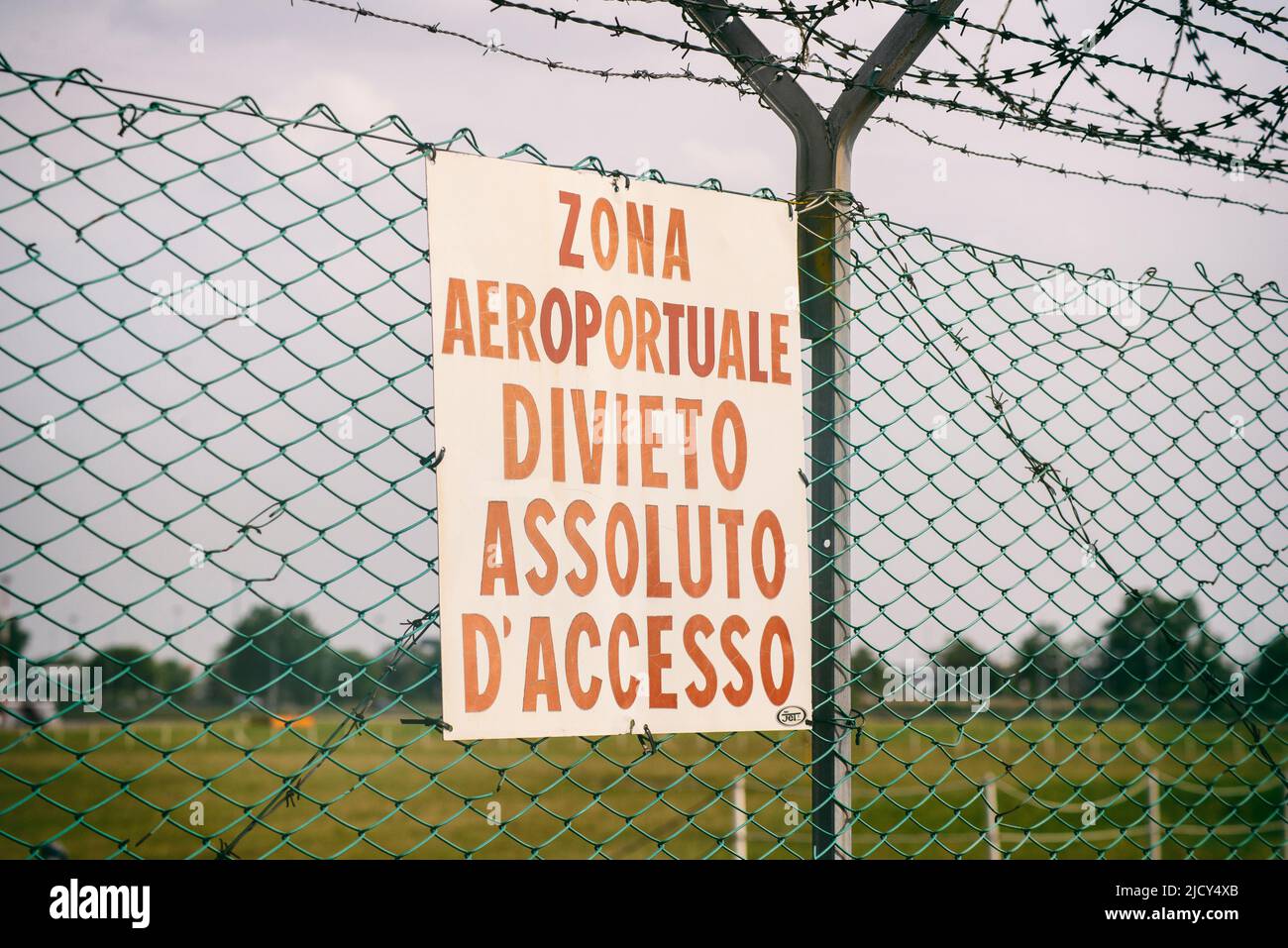 Zona aeroportuale divieto di accesso. Italian Airport  Stock Photo