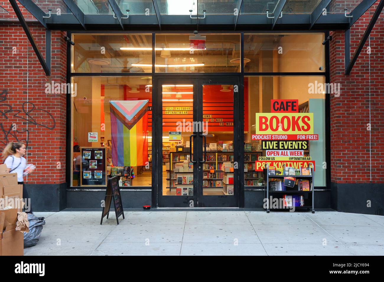 P&T Knitwear Books & Podcasts, 180 Orchard St, New York, NYC storefront photo of an independent bookstore in the Lower East Side in Manhattan. Stock Photo
