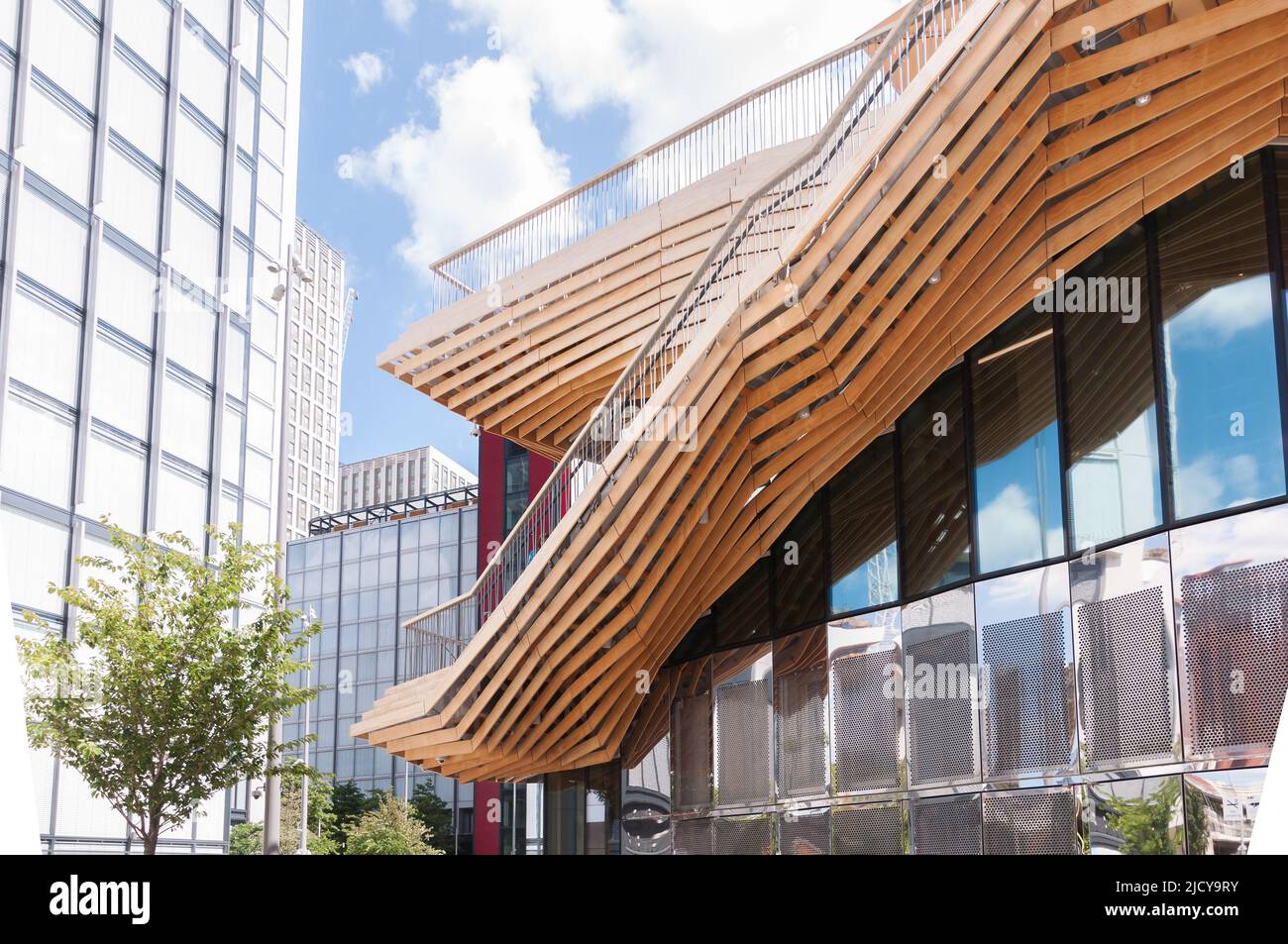 Hagen restaurant timber pavilion in Queen Elizabeth Olympic Park