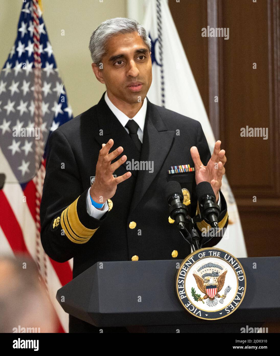 Surgeon general vivek murthy hires stock photography and images Alamy