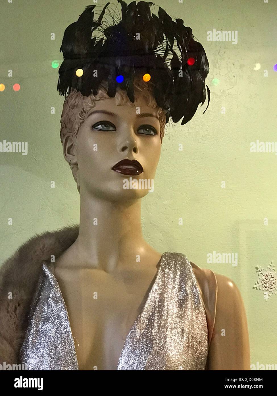 Vintage clothing store window with period mannequin in North Hollywood, CA Stock Photo