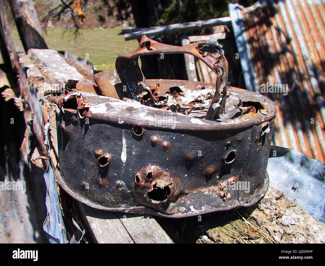 Call the kettle black hires stock photography and images Alamy