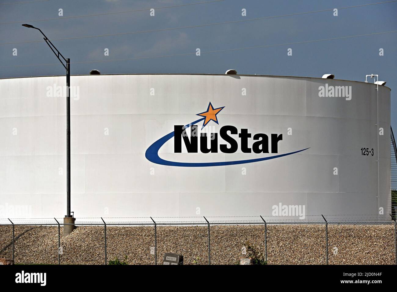 EL DORADO, KANSAS JUNE 15, 2022 Oil Storage tank belonging to NuStar