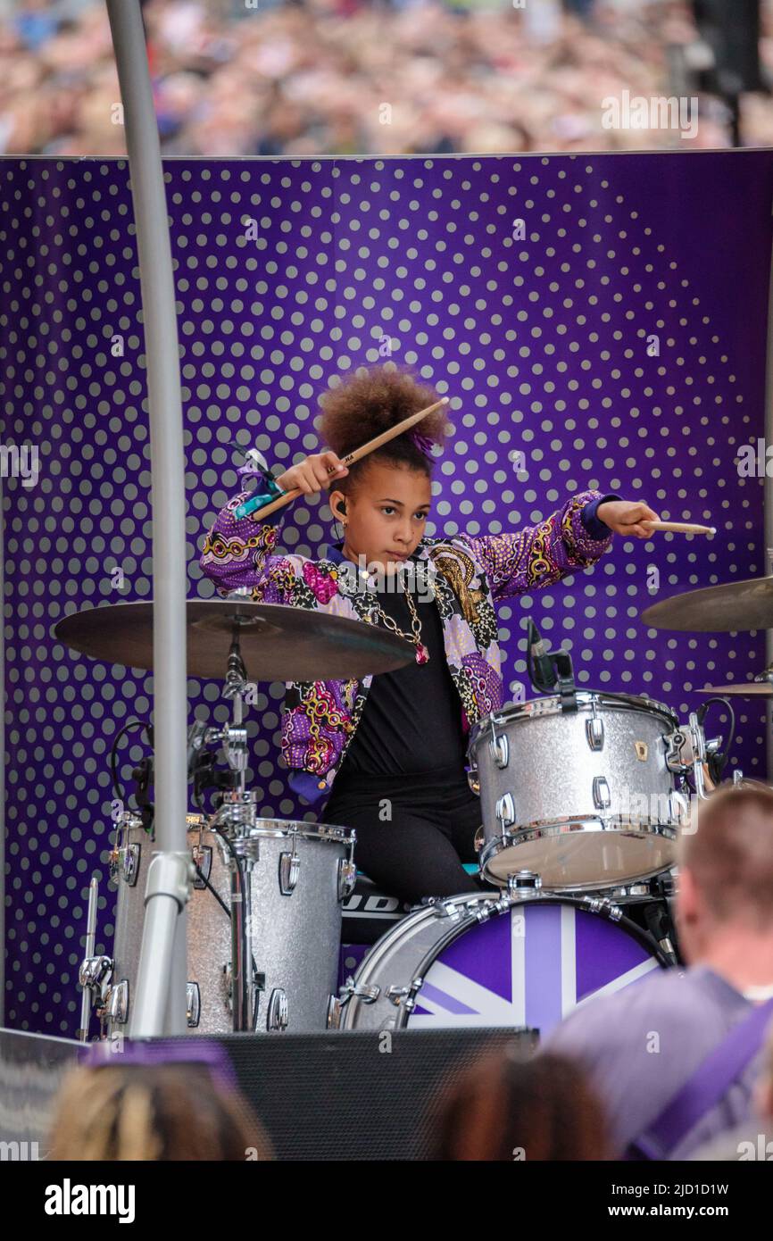 Platinum Jubilee Pageant, London, UK. 5th June 2022.  12 year old drumming sensation, Nandi Bushell, performing at The Platinum Jubilee Pageant. Stock Photo