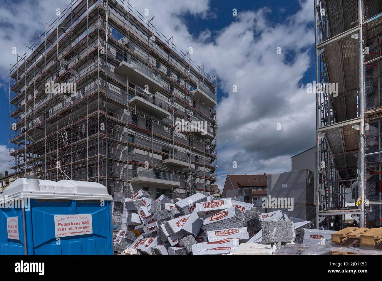 Construction of a highrise apartment building, Nuremberg, Middle
