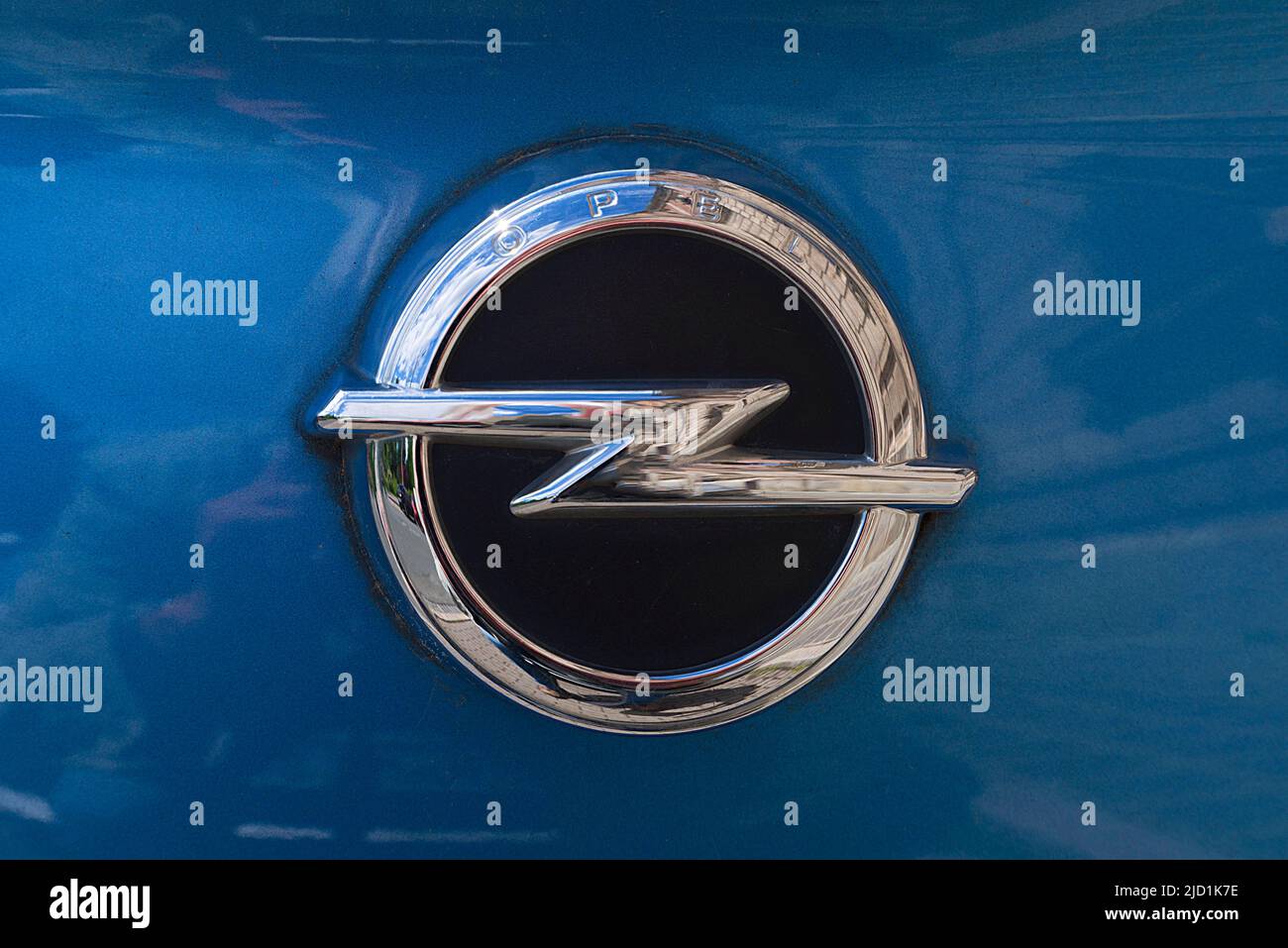 Logo of the car brand Opel, Bavaria, Germany Stock Photo - Alamy