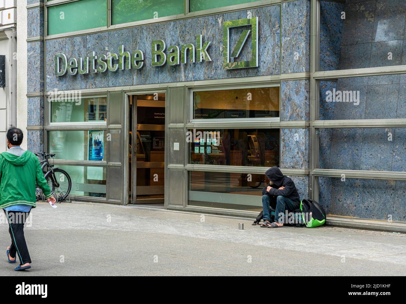 Deutsche bank branch hi-res stock photography and images - Alamy