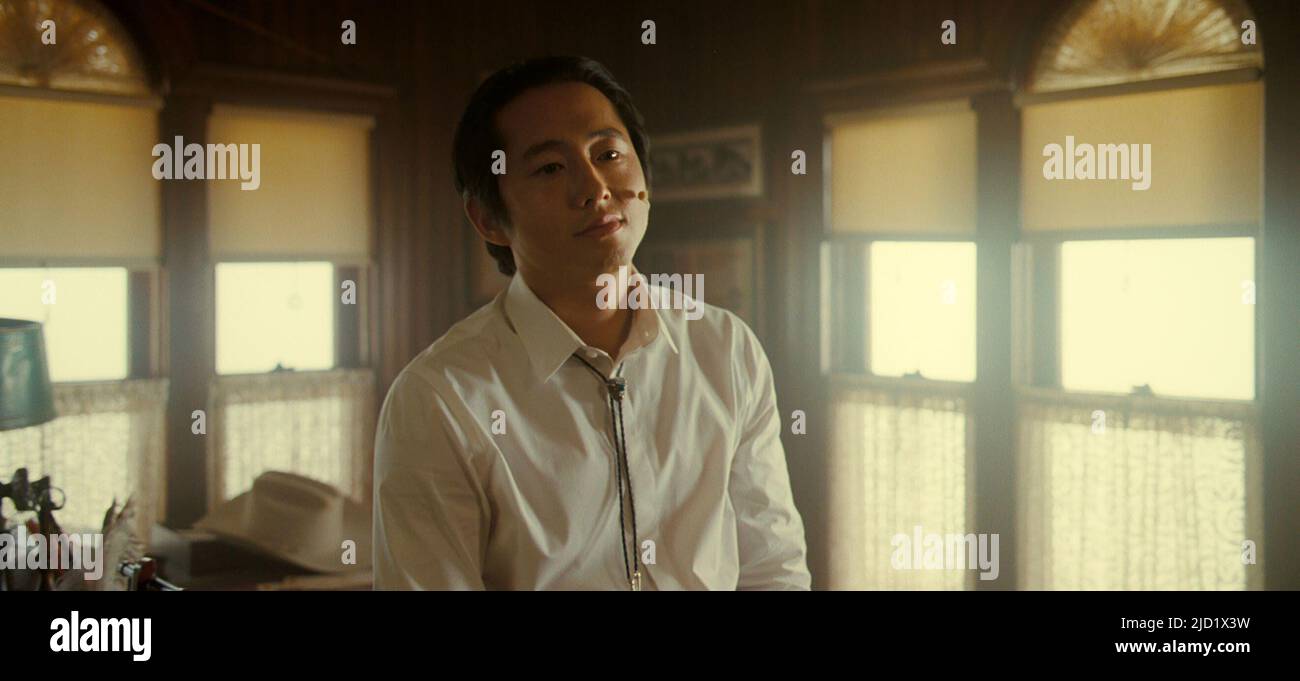 STEVEN YEUN in NOPE (2022), directed by JORDAN PEELE. Credit: UNIVERSAL PICTURES / Album Stock Photo