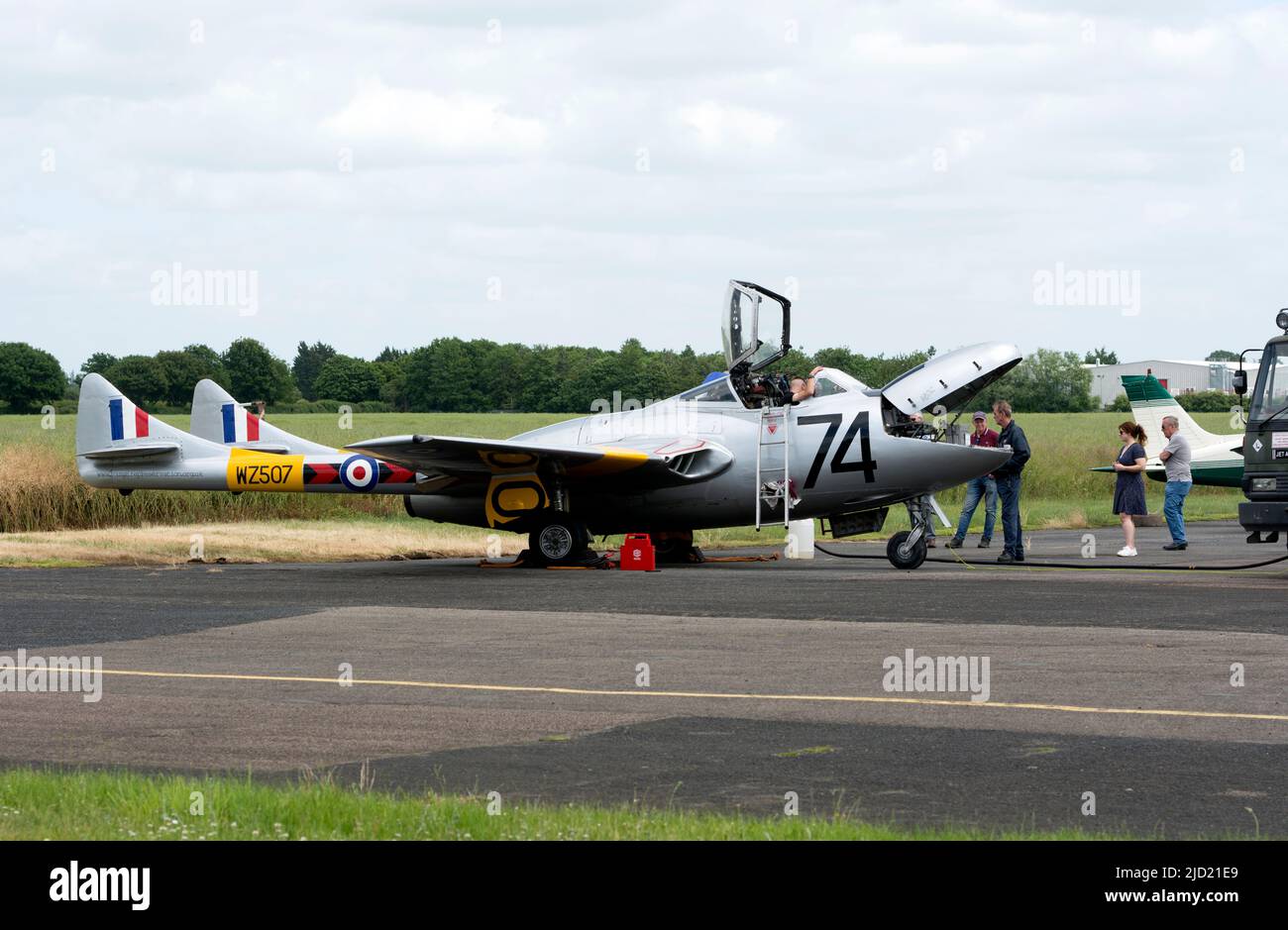De Havilland D.H.100 Vampire at Wellesbourne Airfield, Warwickshire, UK (WZ507) Stock Photo