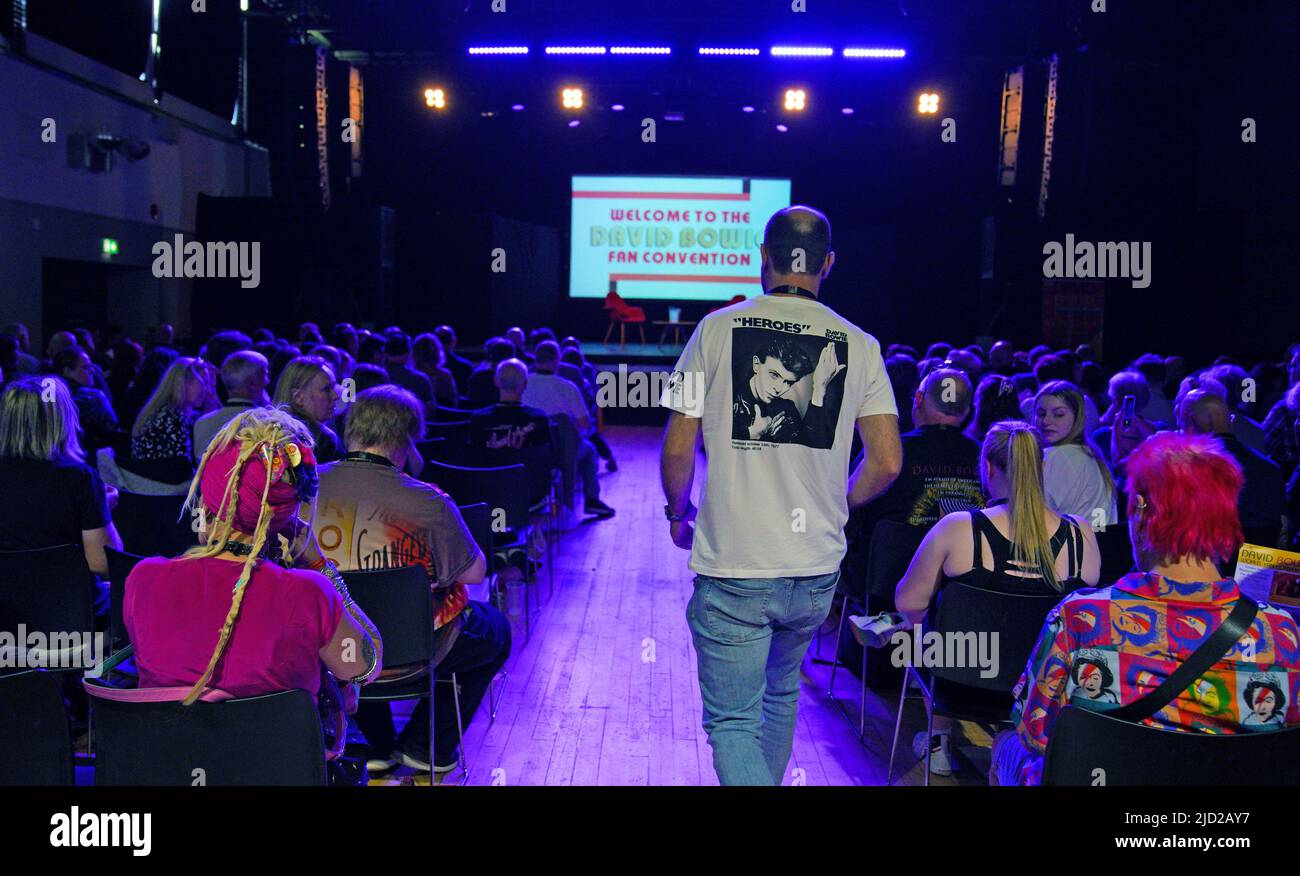 Fans of the late David Bowie listen to former band member Gail Ann Dorsey talk on stage during the World David Bowie Fan Convention at St George's Hall, in Liverpool. Picture date: Friday June 17, 2022. Stock Photo