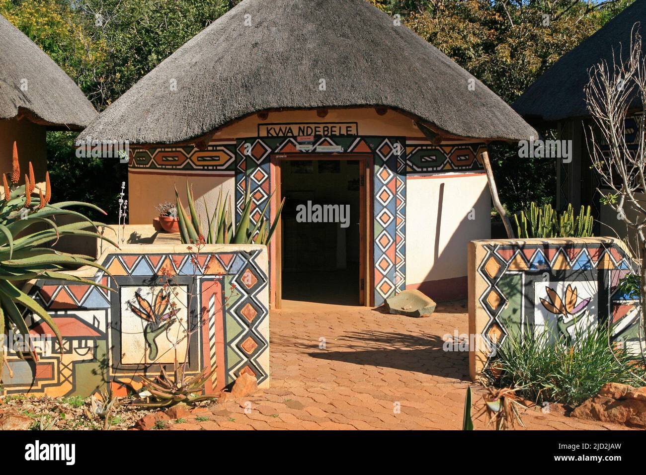 Ndebele hut, Pretoria National Botanical Garden, Pretoria/Tshwane, Gauteng, South Africa. Stock Photo