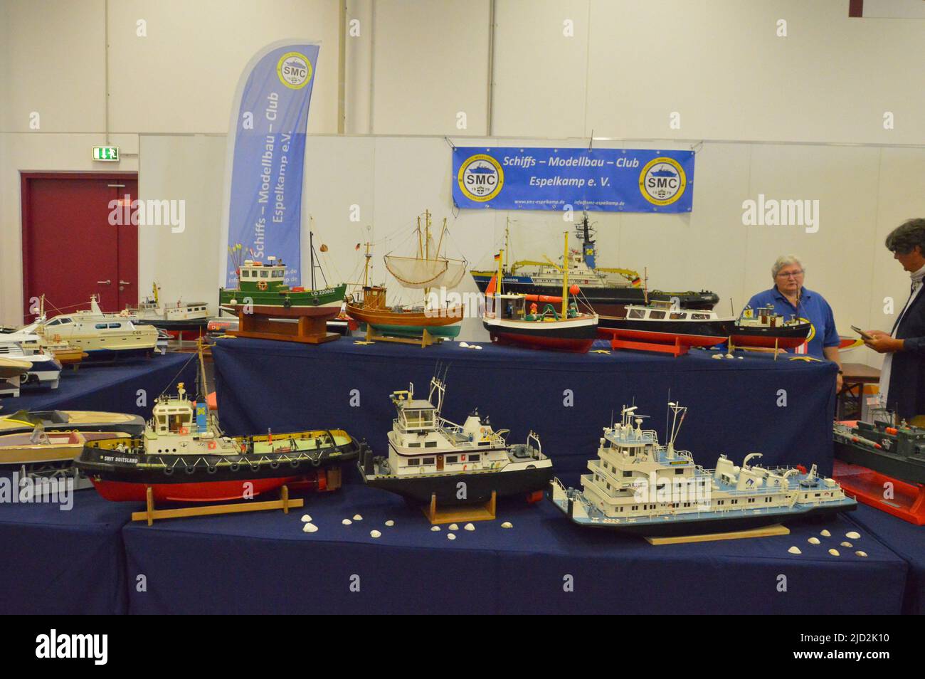 Model building clubs exhibit their model ships. model building fair In
