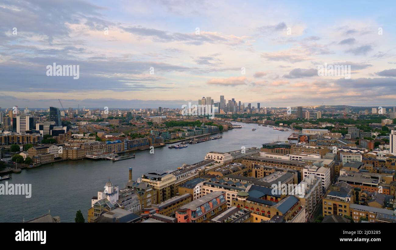 Canary wharf dusk aerial hi-res stock photography and images - Alamy