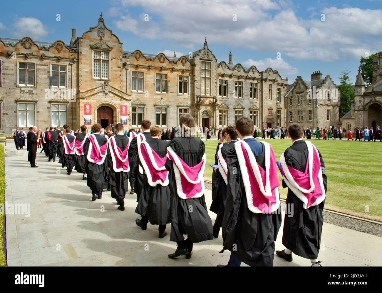 ST ANDREWS UNIVERSITY SCOTLAND GRADUATION DAY ST SALVATORS QUAD PROCESSION OF GRADUATES WITH FUR