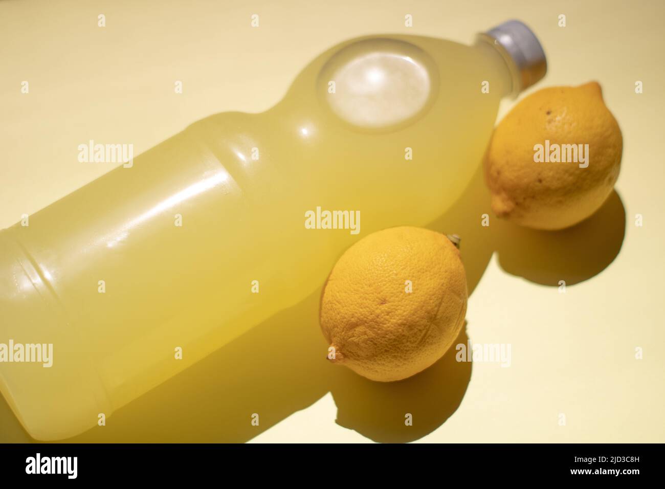 Dual lemon experience hires stock photography and images Alamy