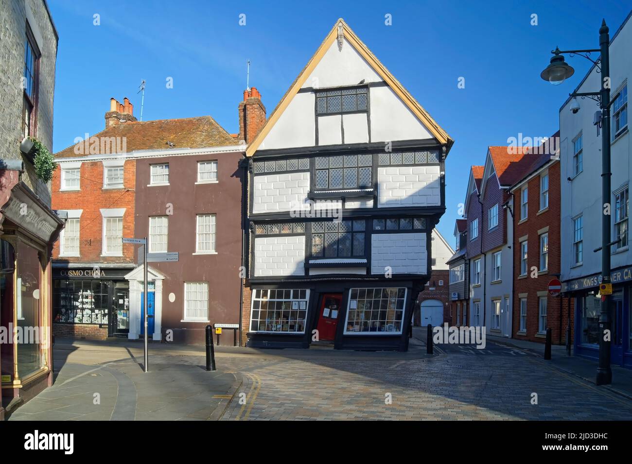 UK, Kent, Canterbury, Palace Street, The Crooked House Stock Photo Alamy