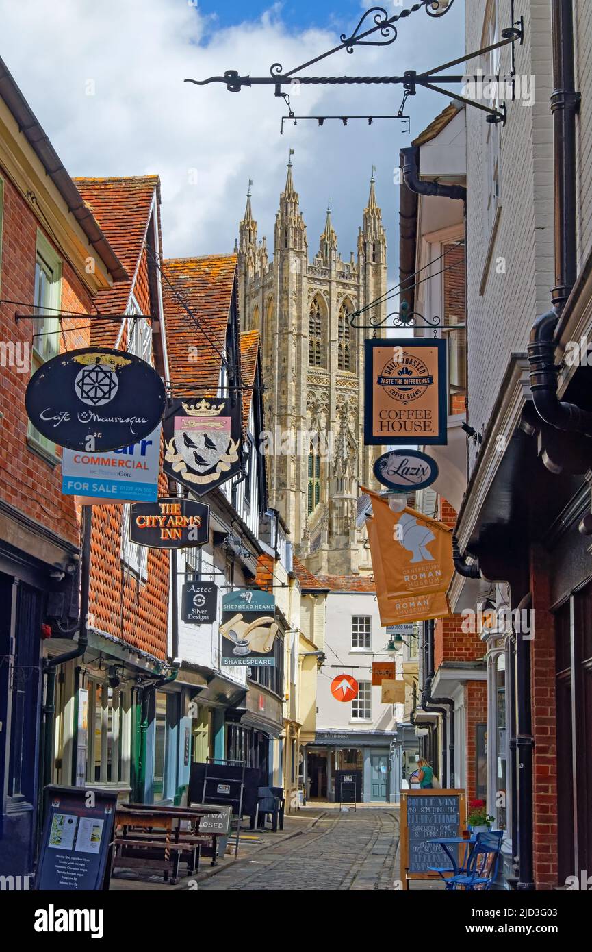 UK, Kent, Canterbury, Butchery Lane and Canterbury Cathedral Stock Photo
