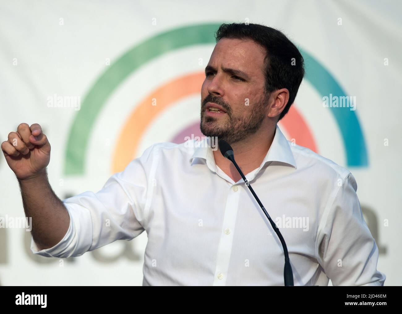 Malaga, Spain. 17th June, 2022. Spain's Minister of Consumer Affairs Alberto Garzon delivers a speech in a rally during the closing of Andalusian electoral campaign. Following the announcement of regional elections to be held on the 19th of June, the main political parties have started holding events and rallies in different cities in Andalusia. Several media polls place the Andalusian Popular Party in the lead, despite the rise of the Spanish far-right party VOX. Parties on the left of the political spectrum are fragmented. Credit: SOPA Images Limited/Alamy Live News Stock Photo
