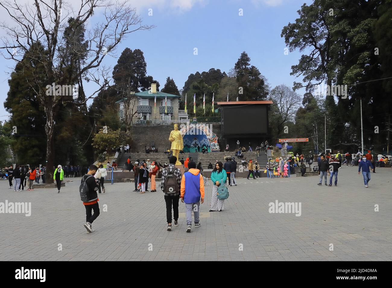 Darjeeling, West Bengal, India - 15th February 2022: crowd of people having fun on their post covid travel trip at darjeeling mall Stock Photo