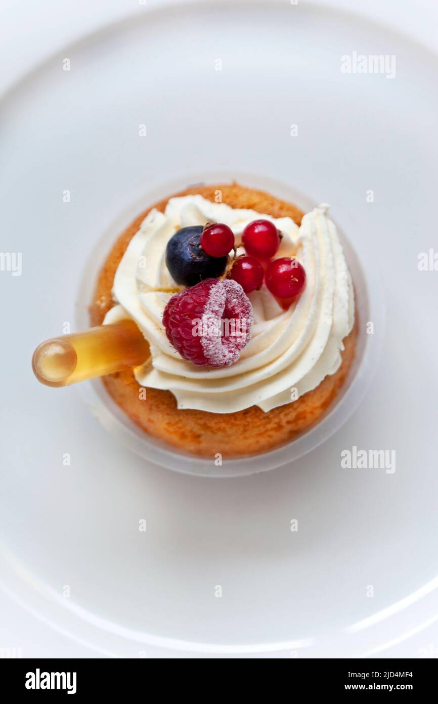 Baba au rhum hi-res stock photography and images - Alamy