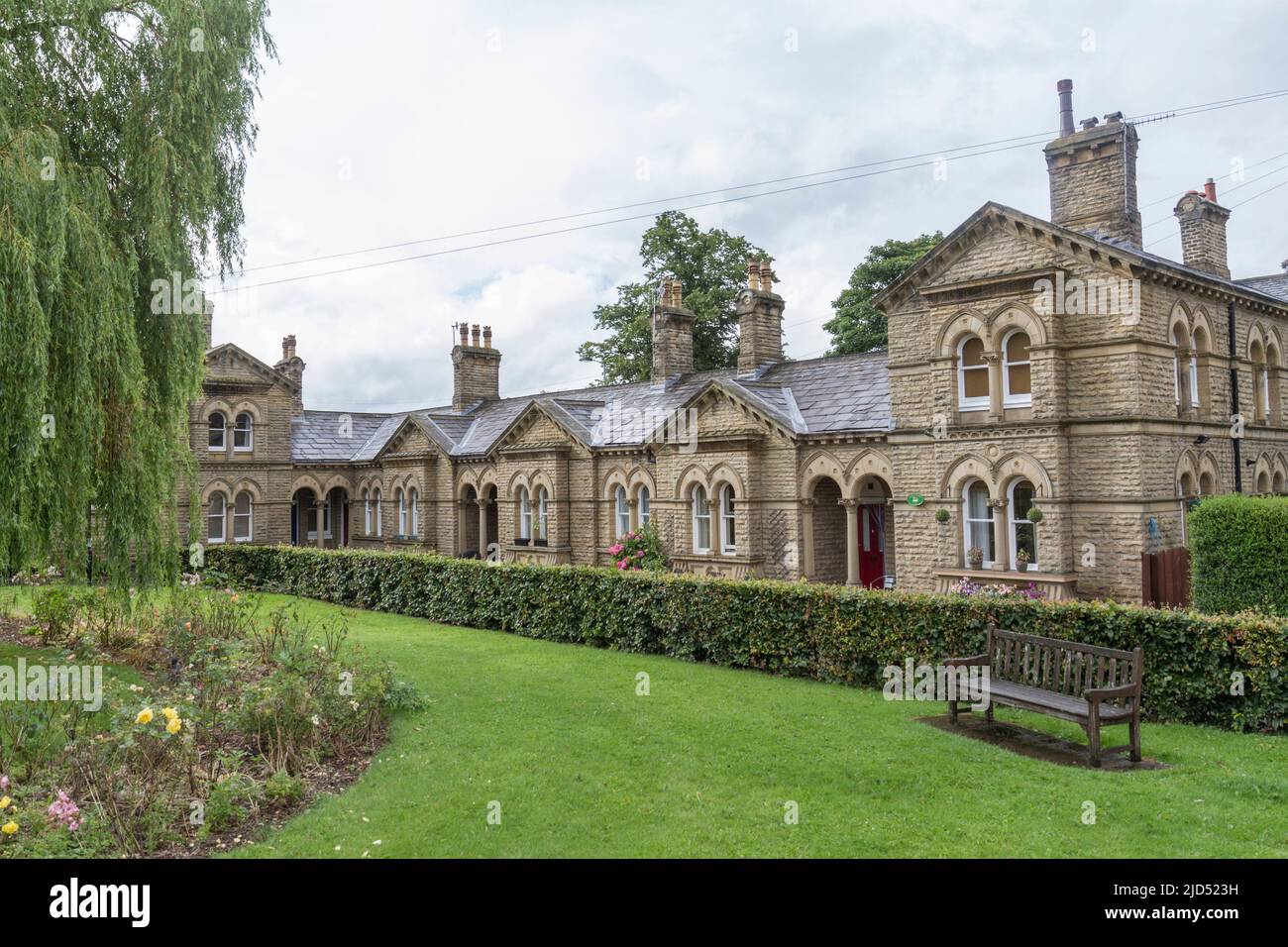 Stunning architecture of cottages in Saltaire, a Victorian model village, Shipley, Bradford, West Yorkshire, England. Stock Photo