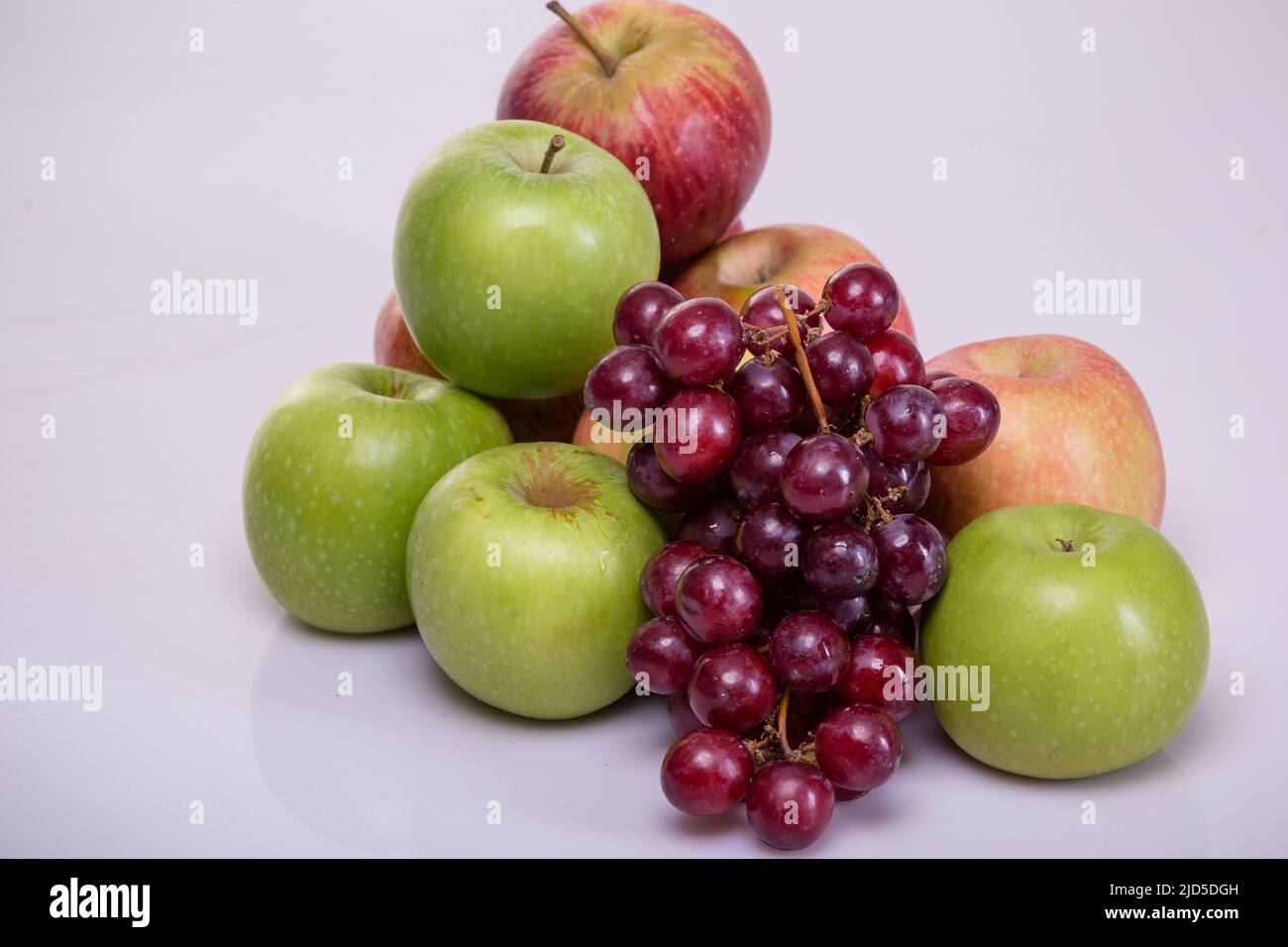 Apple Red Raps Apple grapes red green fruits edible in Kenya Stock Photo - Alamy