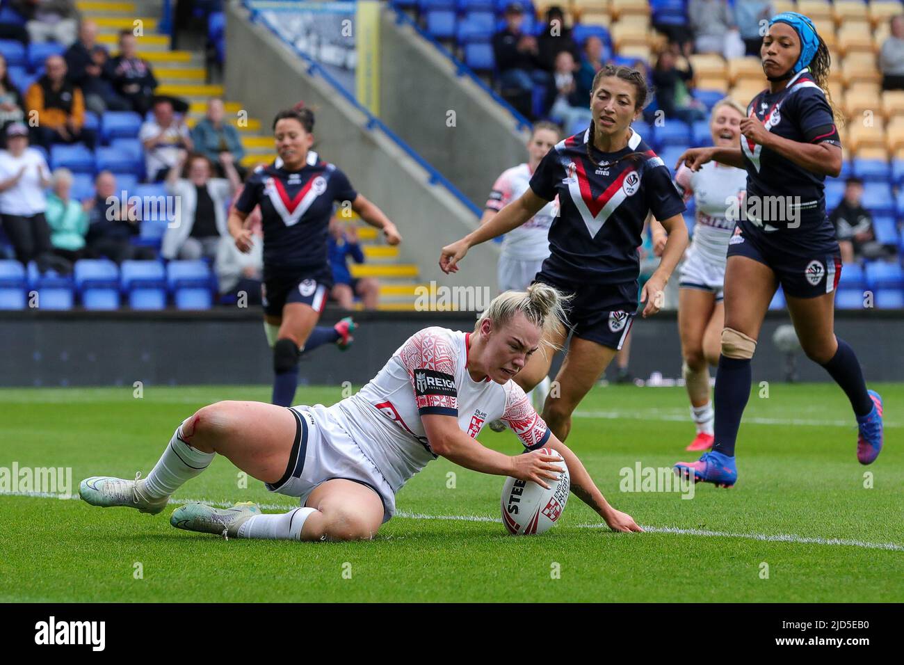 Zoe Hornby #12 of the England women national rugby league team goes ...