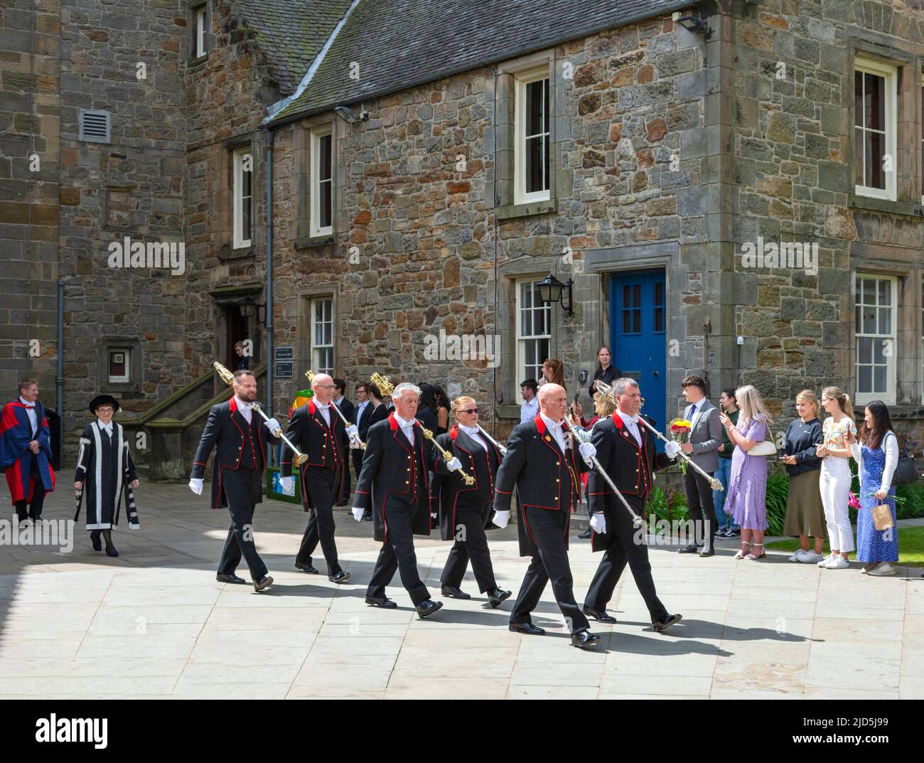 ST ANDREWS UNIVERSITY SCOTLAND PROCESSION ON A GRADUATION DAY MACE BEARERS AT ENTRANCE TO ST