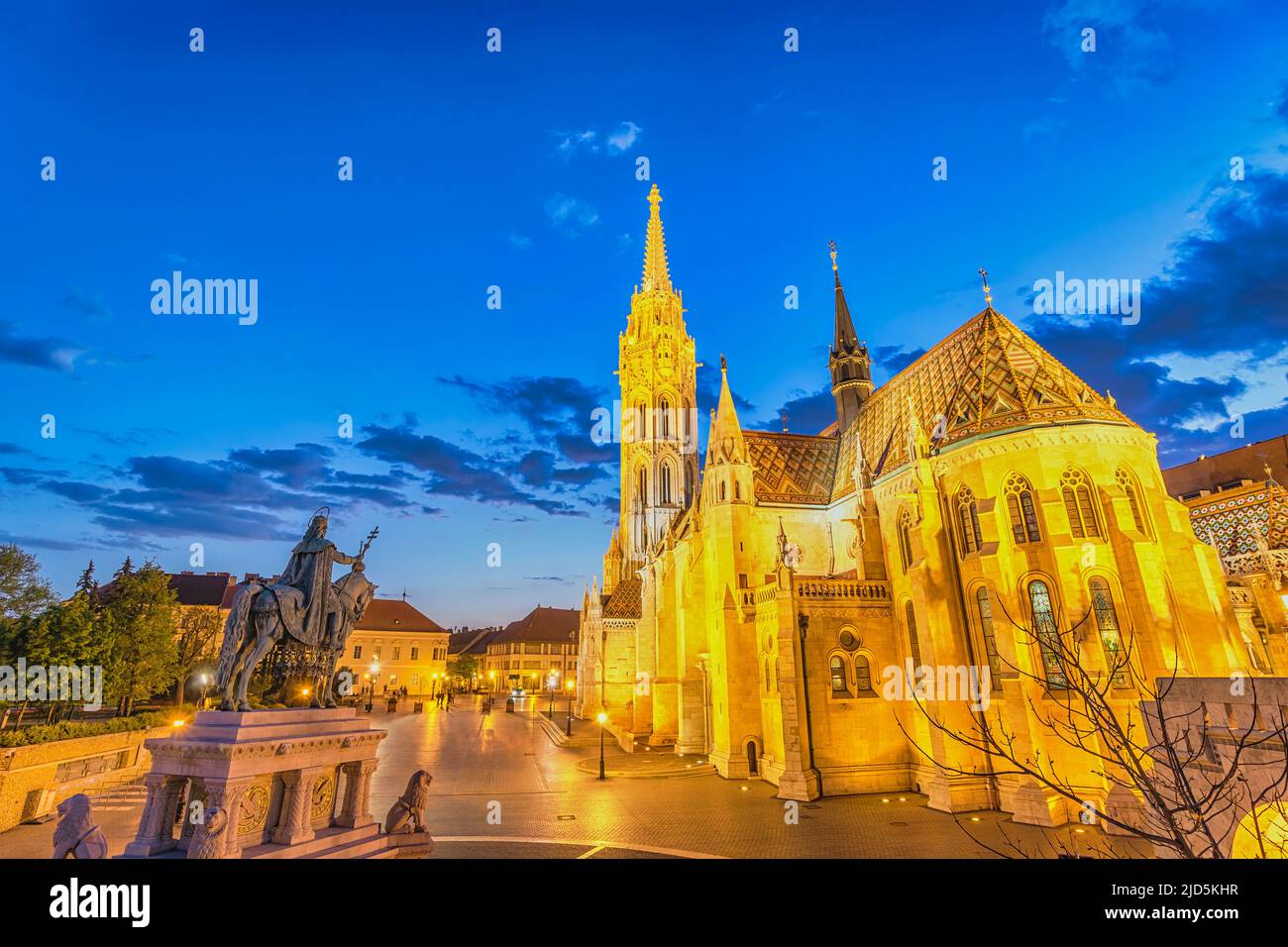 Budapest Hungary, city skyline night at Matthias Church and Fisherman Bastion Stock Photo
