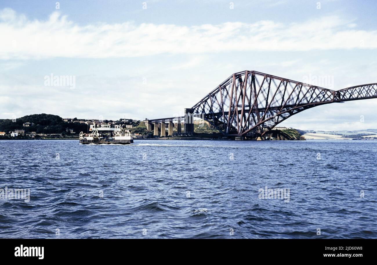 Historical photo of Forth cantilever rail bridge and Queensferry ...
