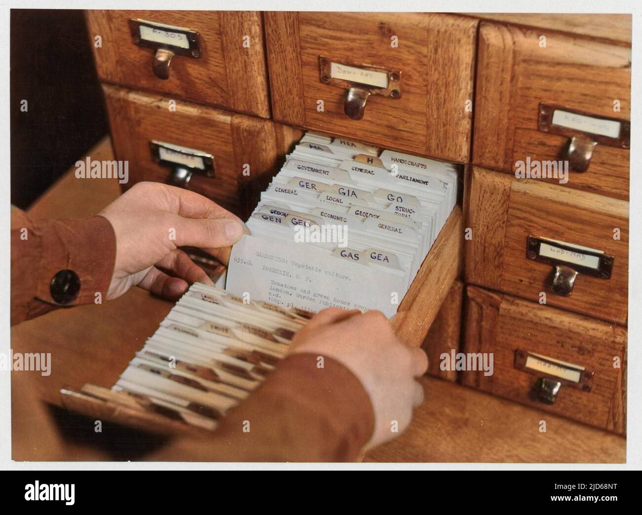 Card index showing use of the Dewey Decimal Classification system, the most widely used library classification system, devised by Melvil Dewey in the 1870s Colourised version of : 10140915       Date: 1947 Stock Photo