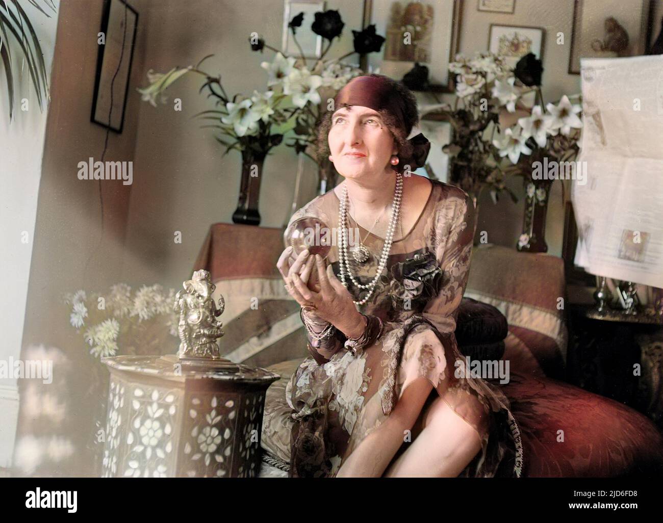 Nell St. John Montague, clairvoyant. Colourised version of : 10164129       Date: early 1930s Stock Photo
